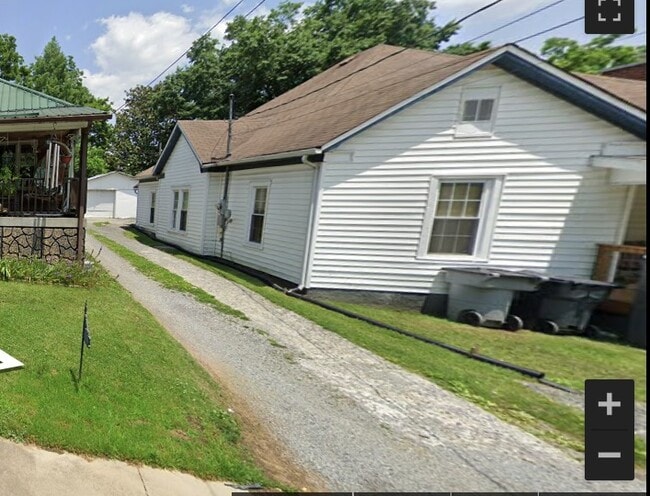 Photo - 1119 Hill St