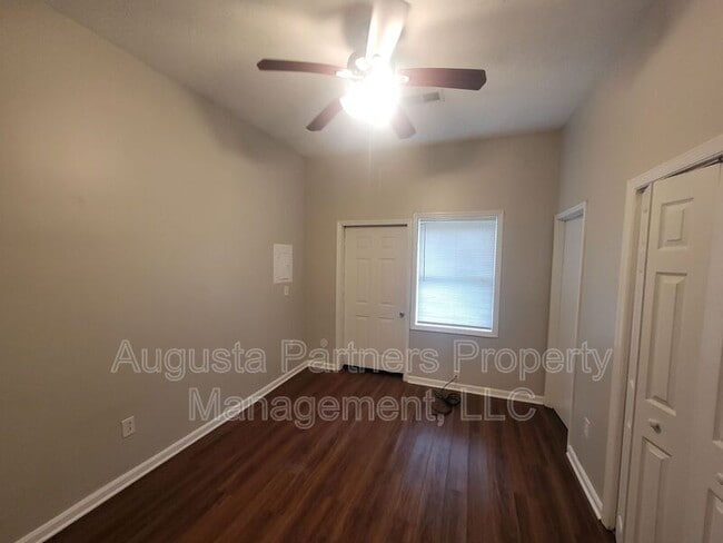 Photo - 115 Main St Unit Apt B