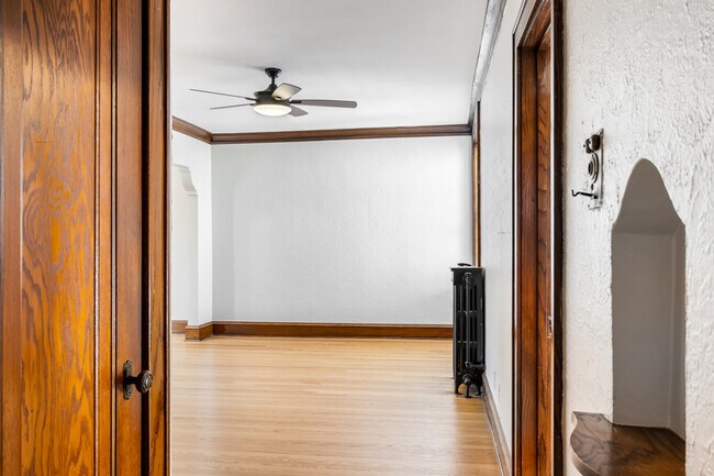 Photo - 3919 N Morris Blvd Unidad 206