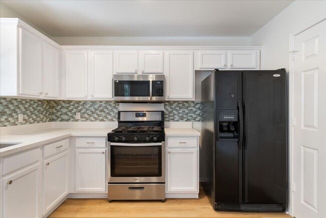 Photo - 1025 Doras Dr