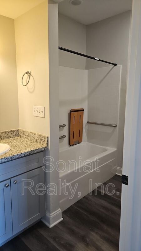 Photo - 4504 Pontchartrain Dr Unit 1-C