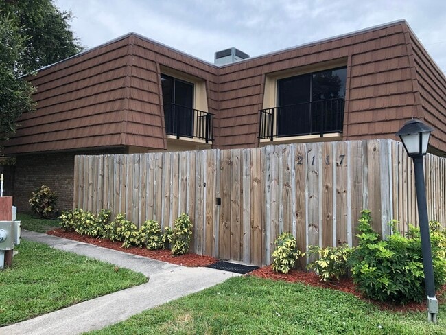 Photo - 2117 Patty Cir NE Townhome