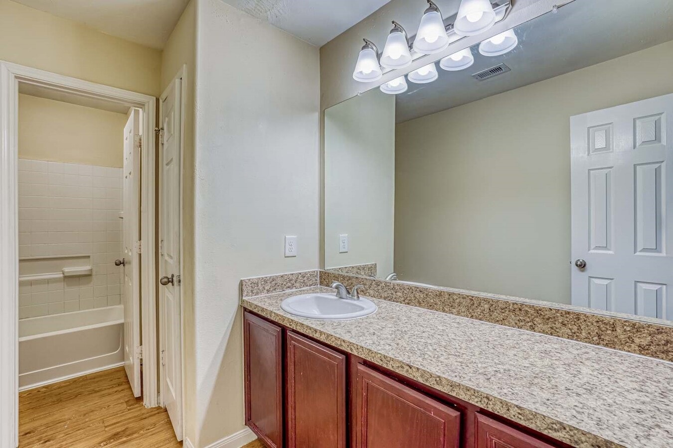 Photo - 18811 Dennington Dr