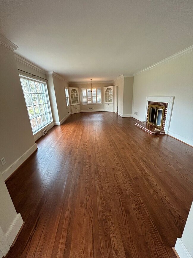 Photo - Charming 3/2 House in College Heights- $2,250