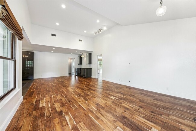 Photo - 1106 Fairmount Ave