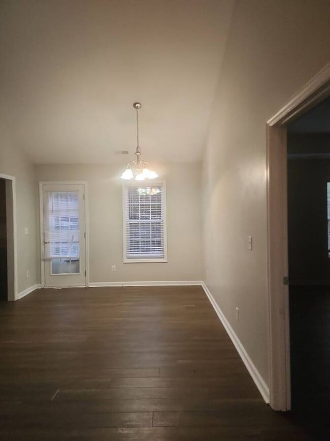 Photo - 122 Christy Dr