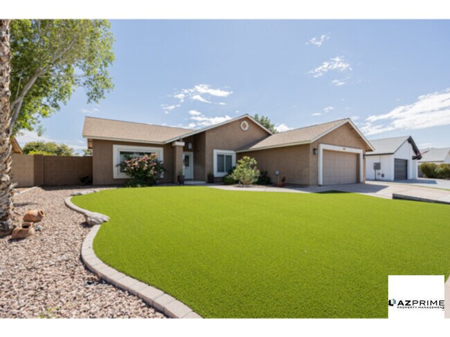 Photo - Fully-Furnished 3/2 Chandler Retreat - Poo...