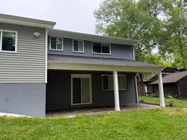Photo - 1621 Oaklawn Ct