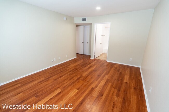 Photo - 4648 Fulton- fully renovated unit in Sherm...