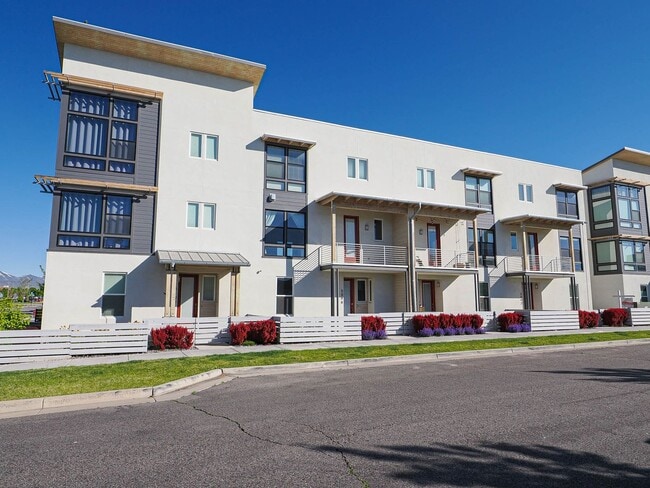 Photo - 3 Bedroom, 2.5 Bathroom in South Jordan