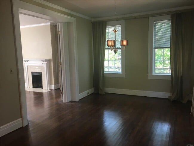 Photo - 1960 Ridge Ave