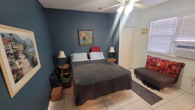 Photo - 324 Indiana St