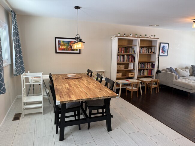 Photo - 531 Hillside Ave