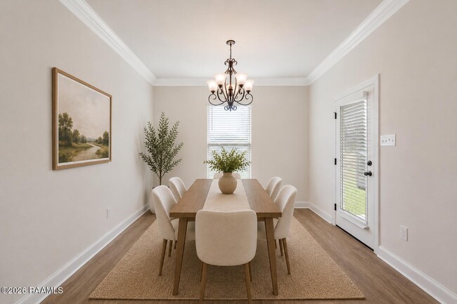 Photo - 206 Sparrowhawk St