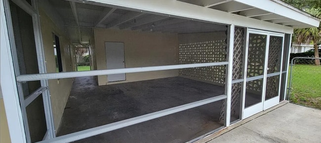 Photo - 2483 Lakeshore Cir Unit 2483