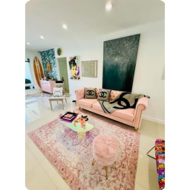 Photo - 9240 Byron Ave