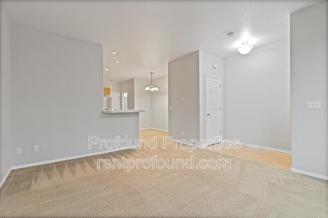 Photo - 2310 NW Roseburg Terrace