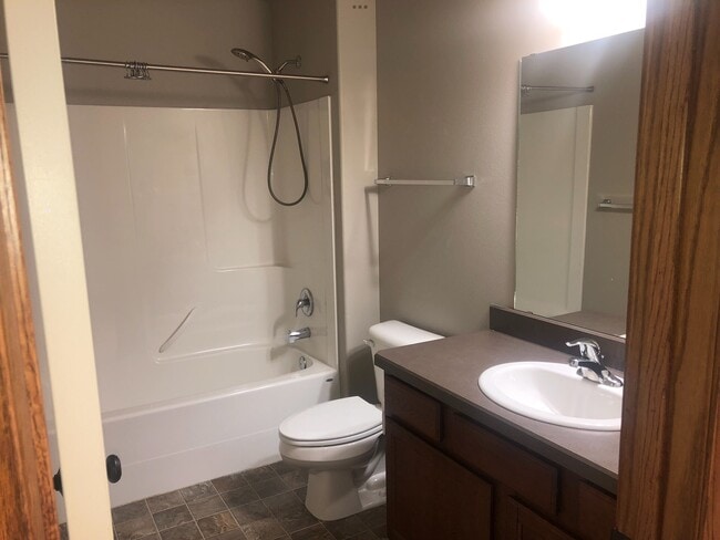 Photo - 2408 Icewine Dr