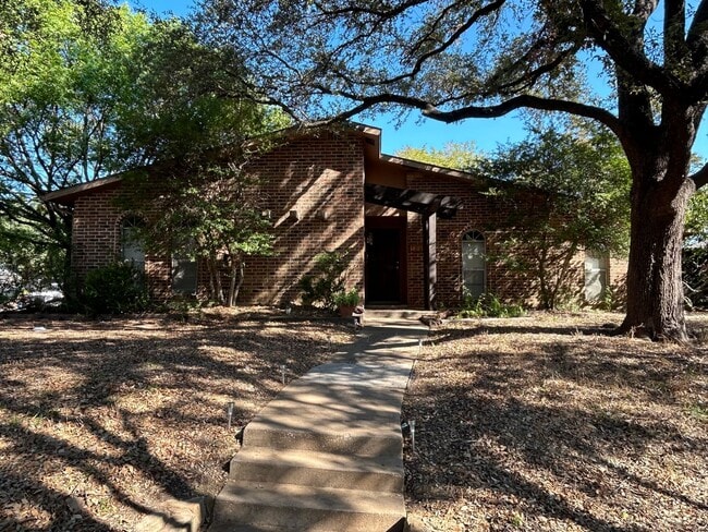 Photo - 1801 Haymeadow