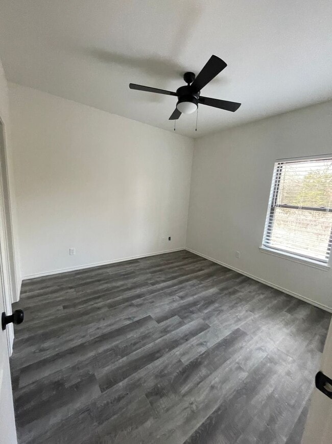 Photo - 265-267 Chisholm Trail Unit 267