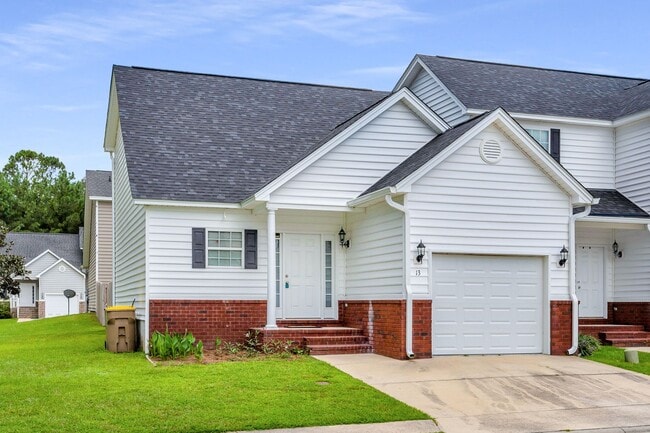 Photo - 13 Cypress Ln