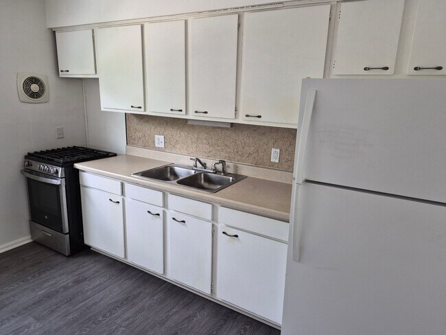 Photo - 3514 Valleston Pkwy Unit 04