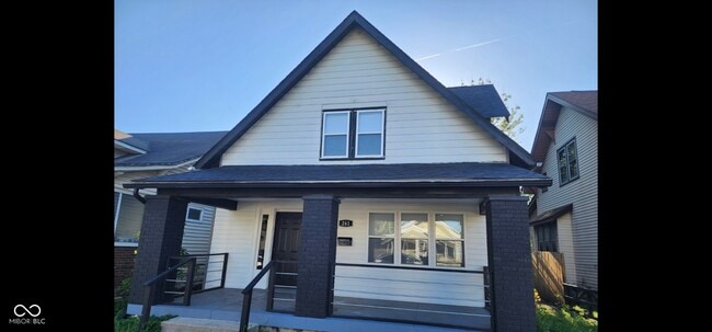 Building Photo - 261 N Pershing Ave