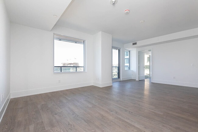 Photo - 480 Front St W Unité 1004