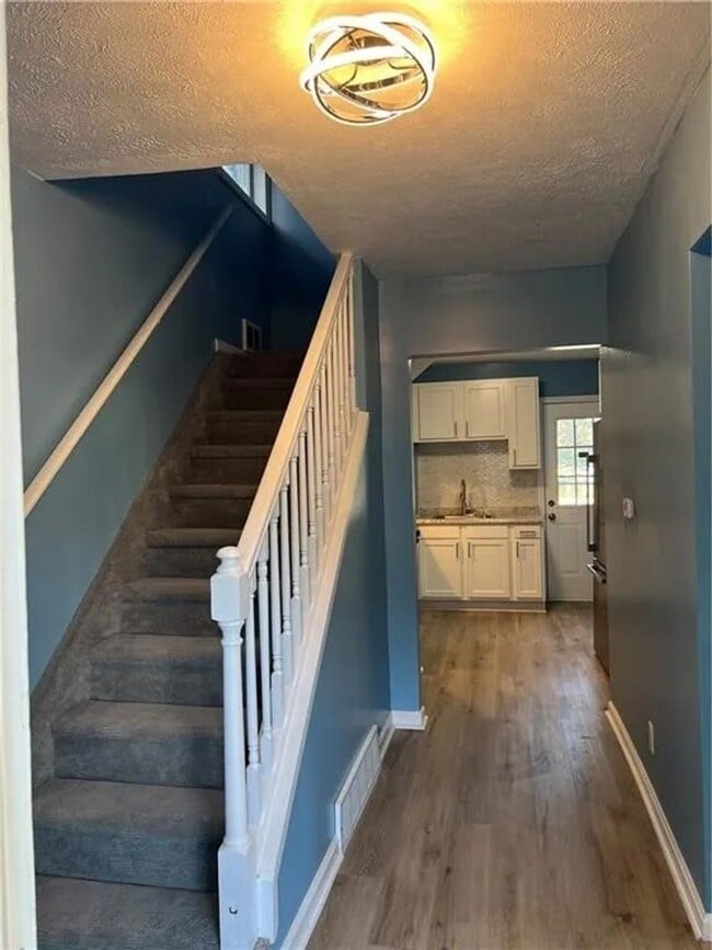 Photo - 3BD/ 1 BA Home for Rent- Coraopolis