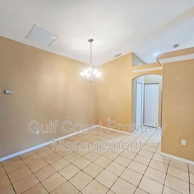 Photo - 116 51st St Cir E