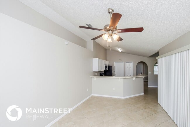 Photo - 1792 Parrsboro St NW