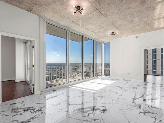 Photo - 5925 Almeda Rd Unit 11702