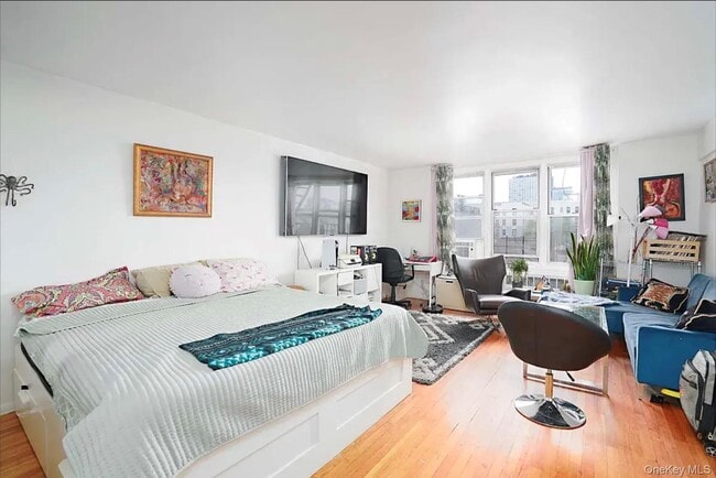 Building Photo - 150 Hawthorne St Unit 5K