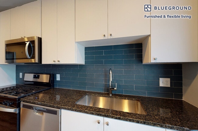 79 Alexander St Unit SI FL3-ID1853A