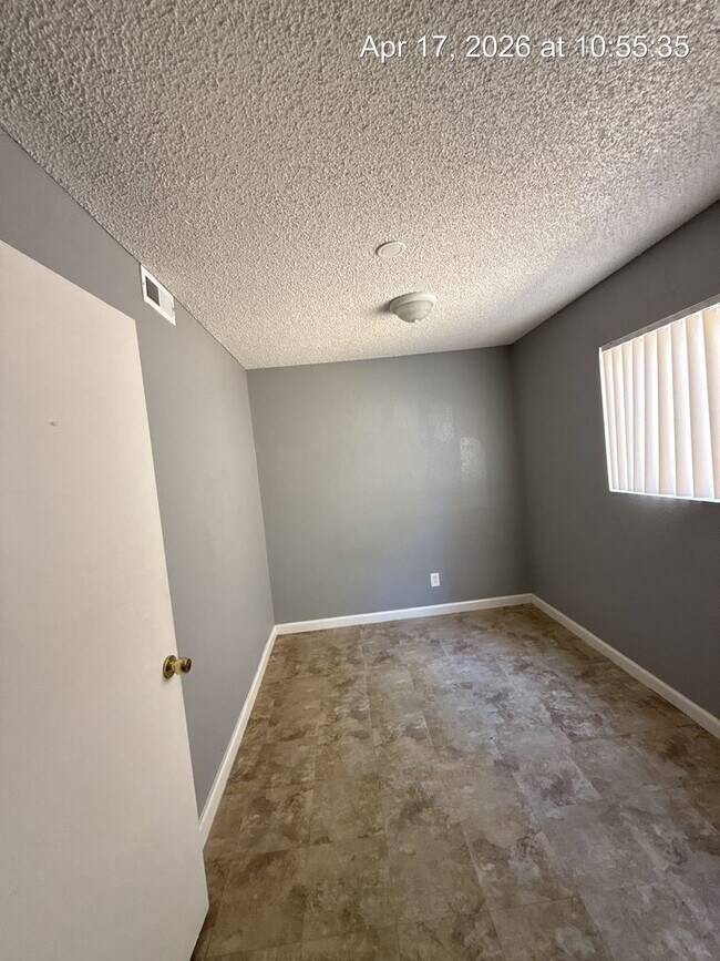 Ross Manor Apartments