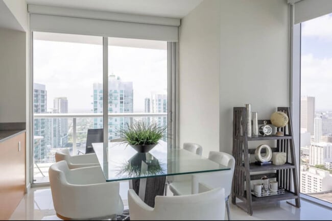 Photo - 501 Brickell Ave Unidad SI ID1520349P