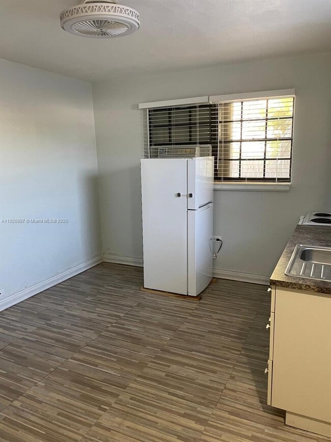 Photo - 540 NE 180th Dr Unit 1