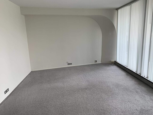 Photo - 300 N State St Unit 2627