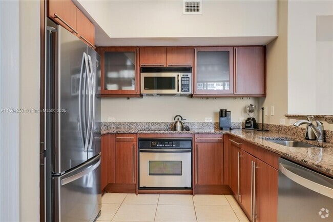 Building Photo - 2080 S Ocean Dr Unit PH4 Rental