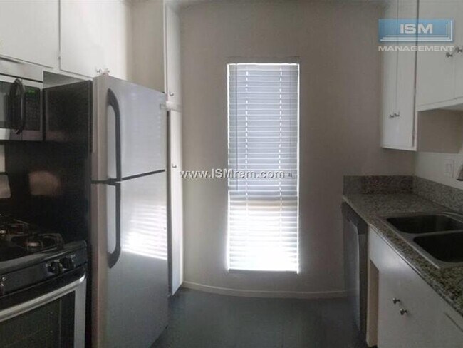 Photo - Oxford Apartments