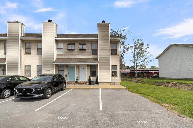 Photo - Inviting Home in the Heart of Goose Creek
