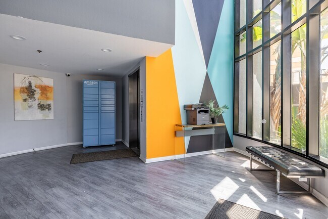 Photo - 4532 Murietta Ave