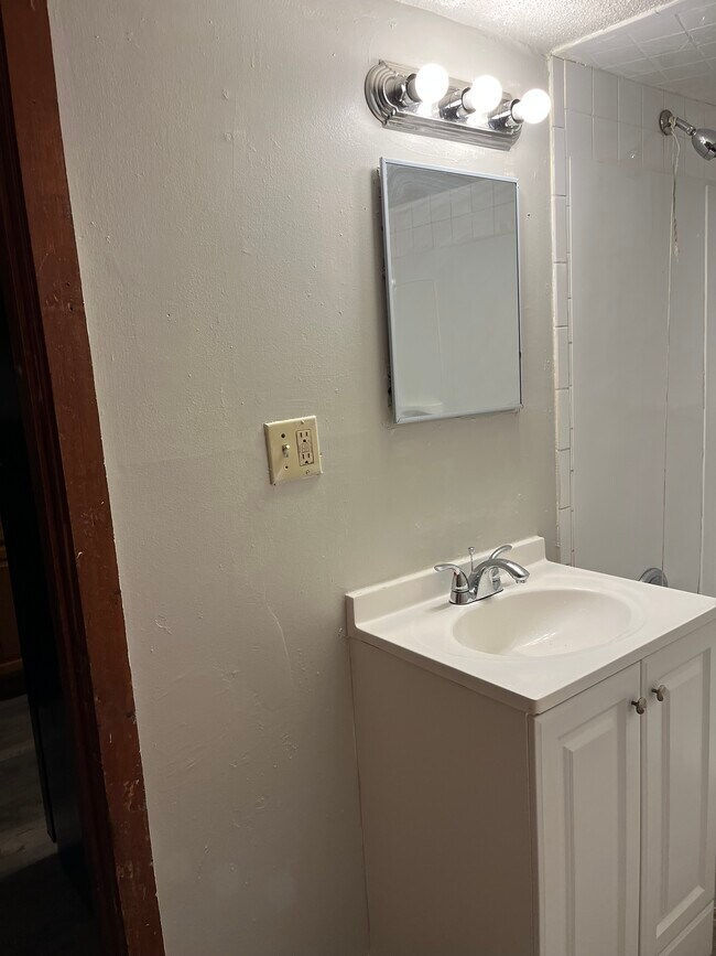 Photo - 38-40 Sanford Street Unidad BASEMENT