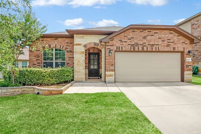 Building Photo - "Charming 3-Bedroom San Antonio Home with Granite Elegance - 1854 Sq Ft of Comfort!"