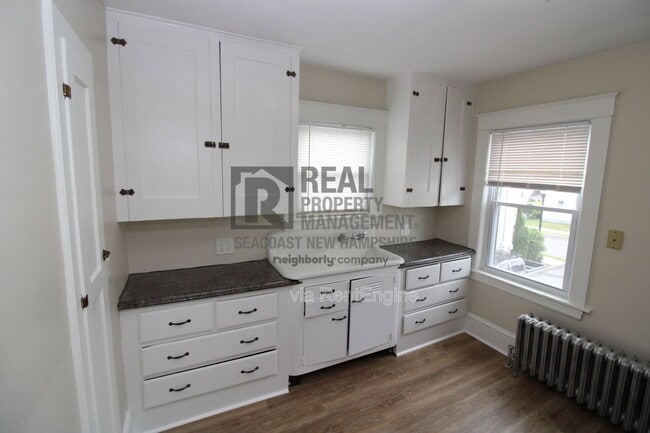Photo - 23 Grove St Unit B