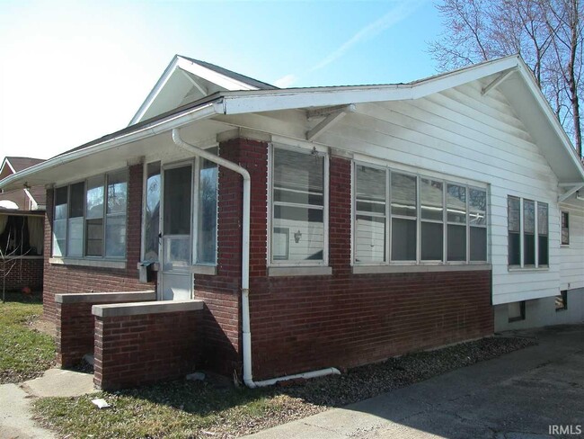 Photo - 1400 S Walnut St House