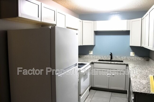 Photo - 418 Allan Ave Unit 4