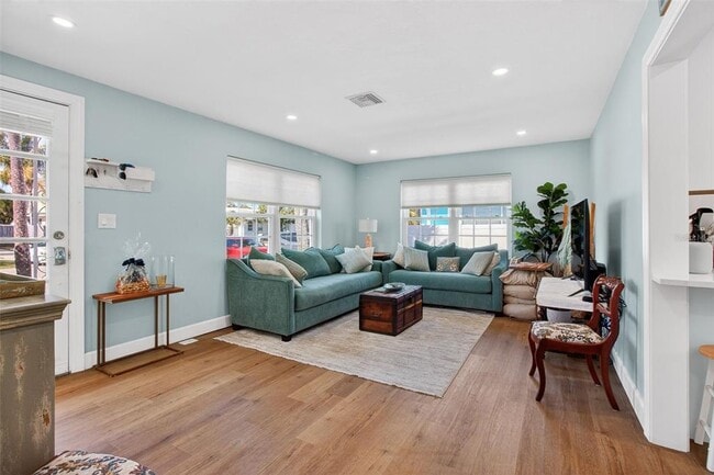 Photo - 741 Lantana Ave