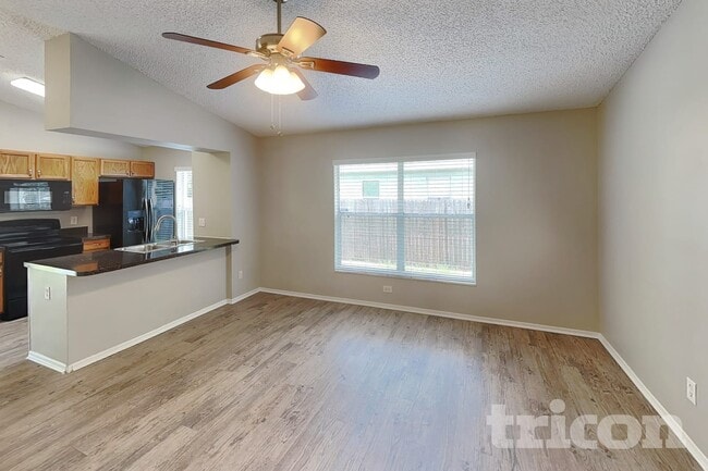Photo - 1576 Palmstone Dr
