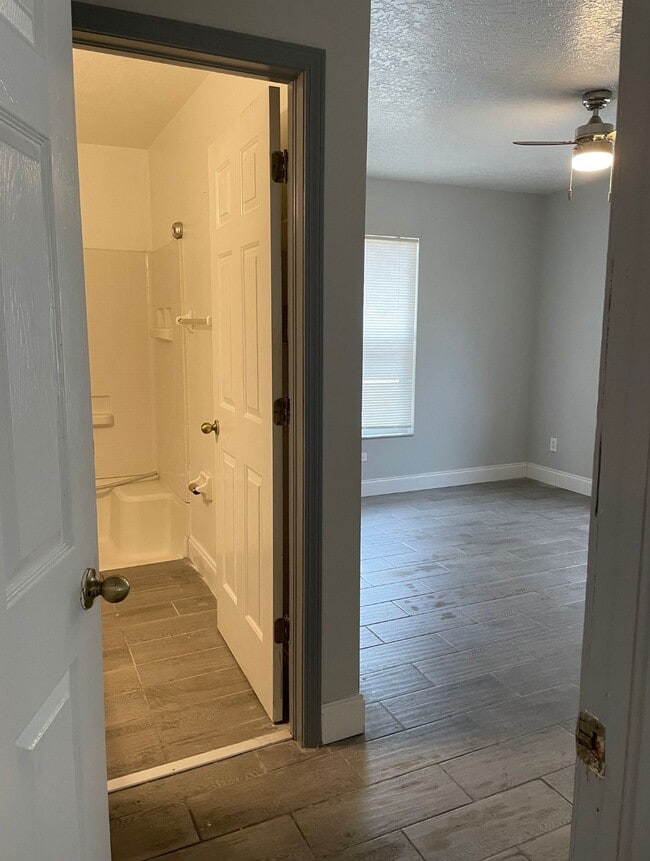 Photo - 5226 Orange Ave